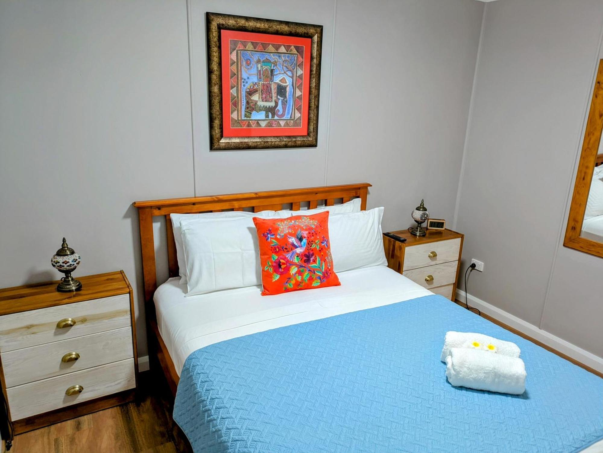 Apartment Cute - 2 Bedrooms - & Location *
